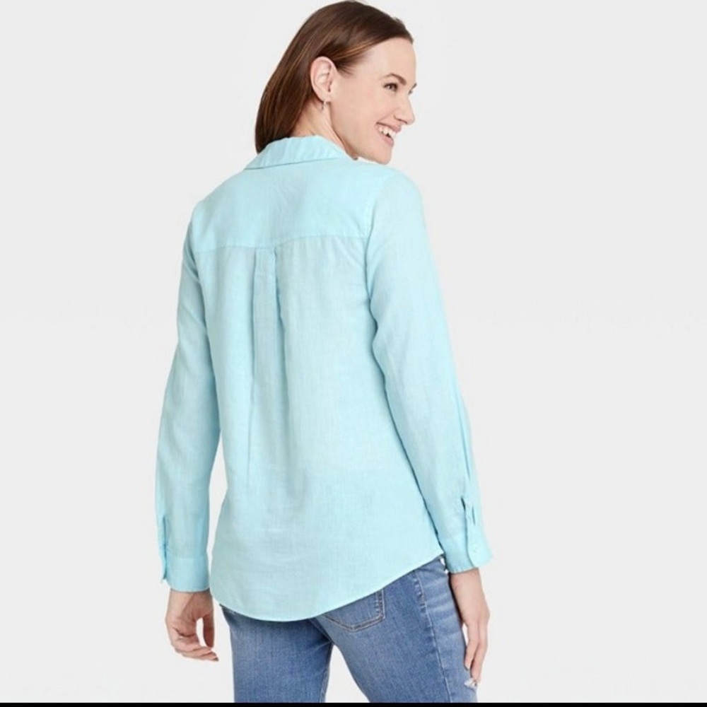 Long Sleeve Collared Side Woven Popover Maternity Shirt - Isabel Maternity, XS - Picture 2 of 9